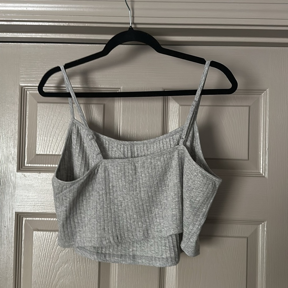 SHEIN Ribbed Crop Tank Top - Picture 2 of 3